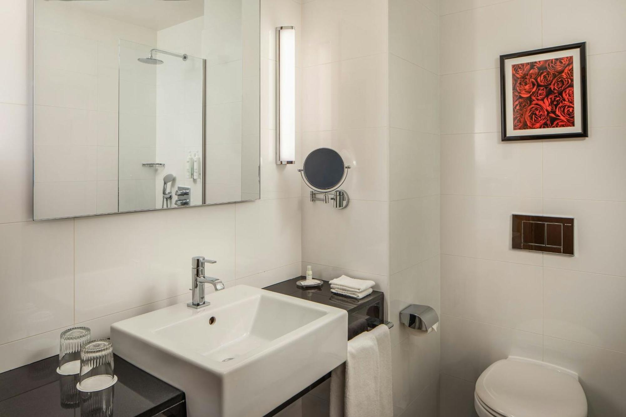 Courtyard By Marriott Center Szálloda Budapest