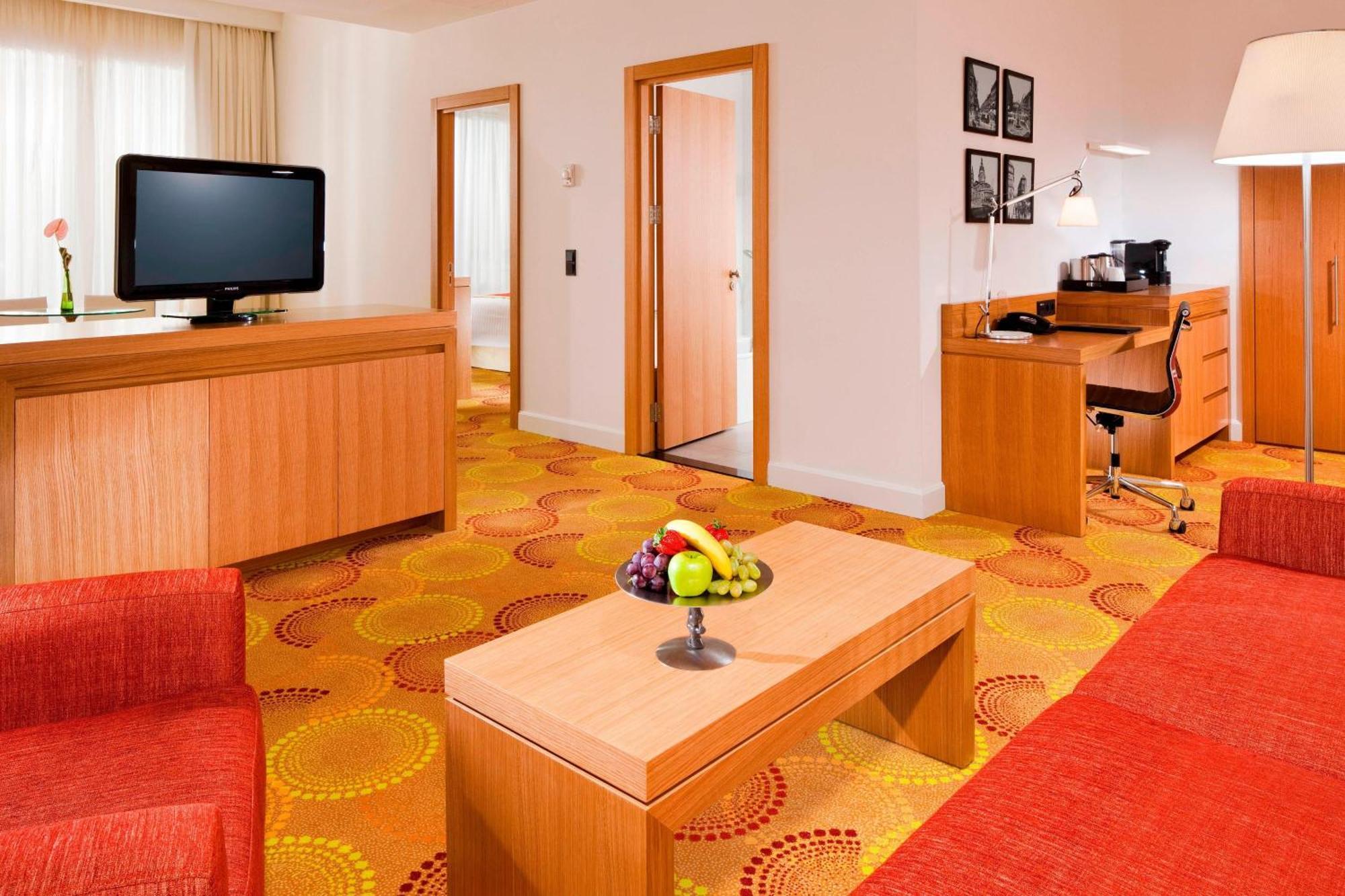Courtyard By Marriott Center Szálloda Budapest