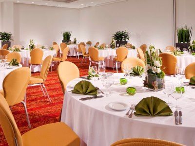 Courtyard By Marriott Center Szálloda 4*
